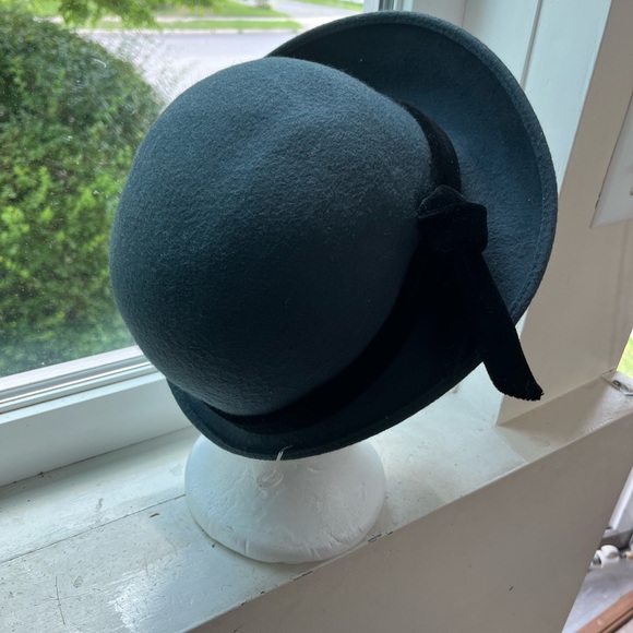 Laura Ashley green hat wool felted - Picture 2 of 3